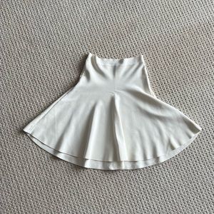 Make Offer!!! Worn Once BCBG MaxAzria Off-white Mini Flare Skirt. Adorable! 🥰🥰